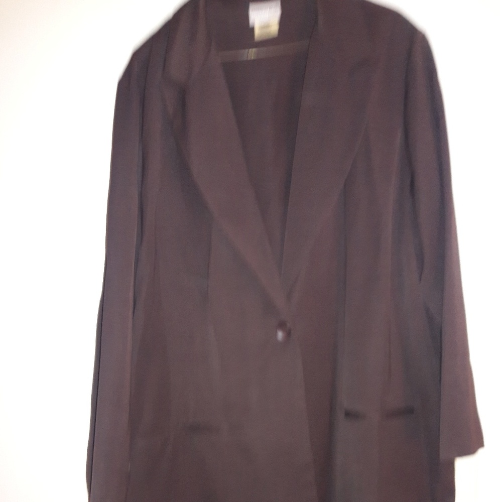 Pant suit